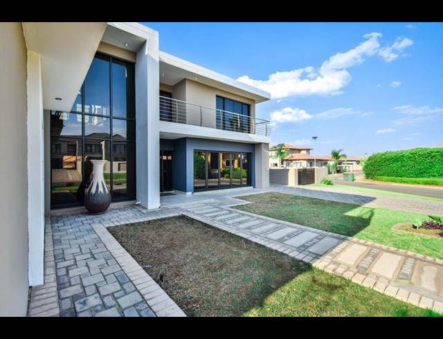6 BEDROOM HOUSE FOR SALE IN SAVANNAH COUNTRY ESTATE